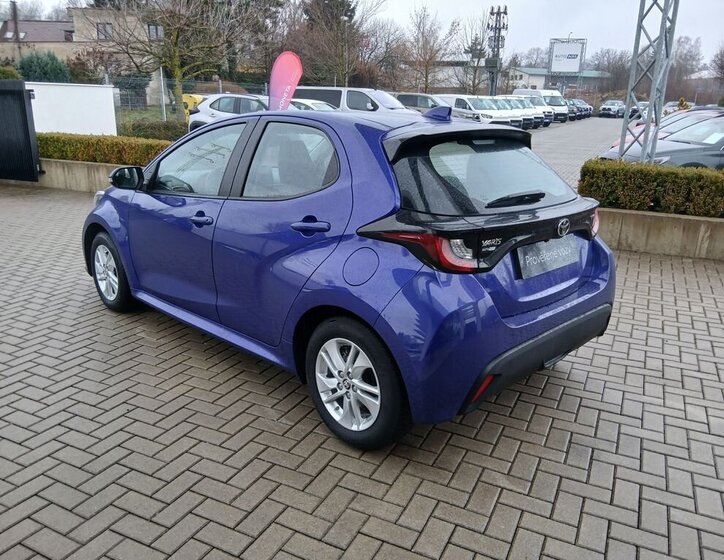 Toyota Yaris 4