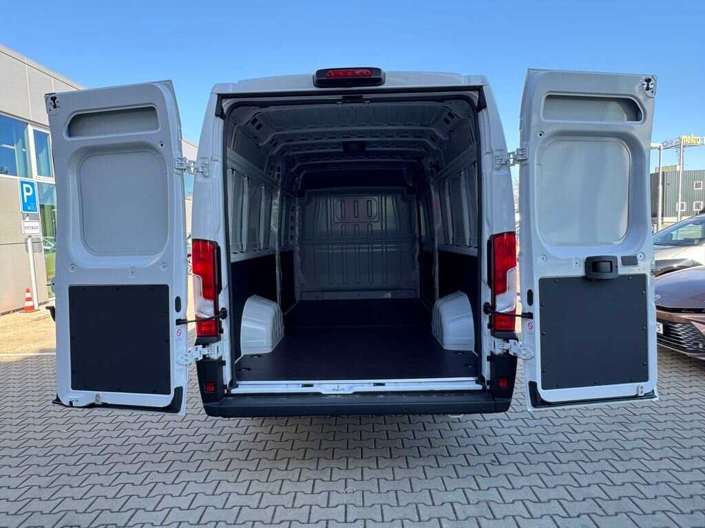 Toyota Proace Max Skříň 2,2 l 103 kw