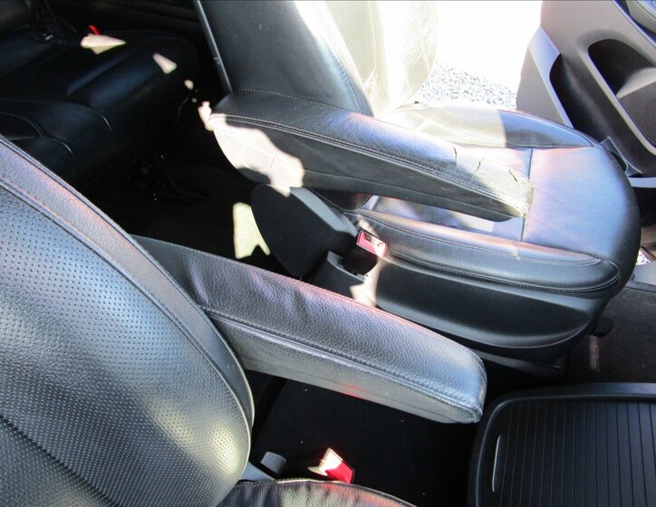 Mercedes-Benz Třídy V Kombi 2,1 l 140 kw