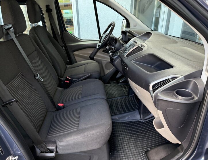 Ford Transit Custom Kombi 2,2 l 74 kw