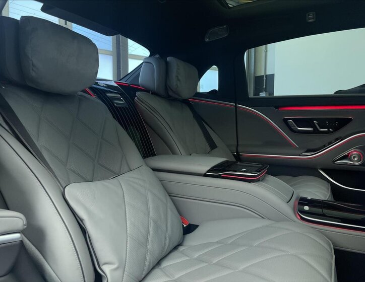 Mercedes-Benz Třídy S Ostatní 6,0 l 450 kw