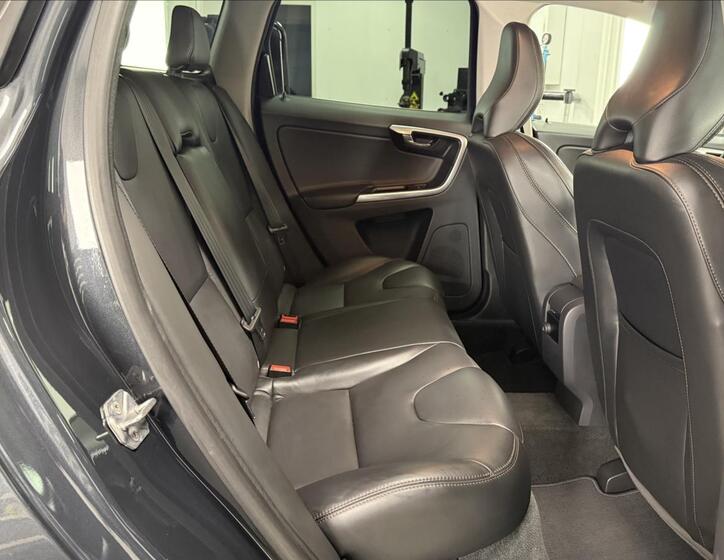 Volvo XC60 12