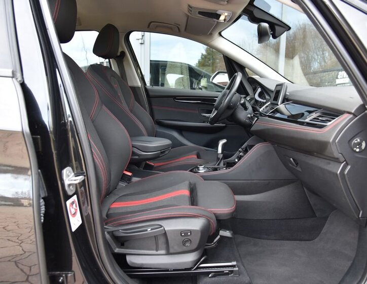 BMW Řada 2 MPV 1,5 l 100 kw