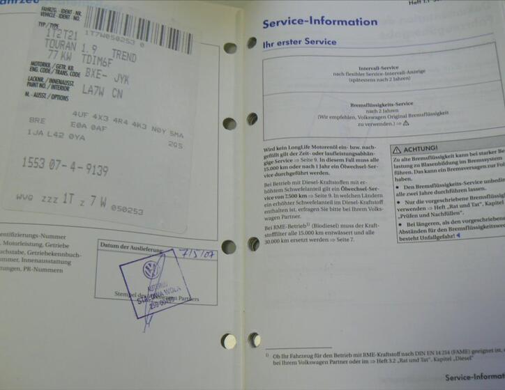 Volkswagen Touran 16