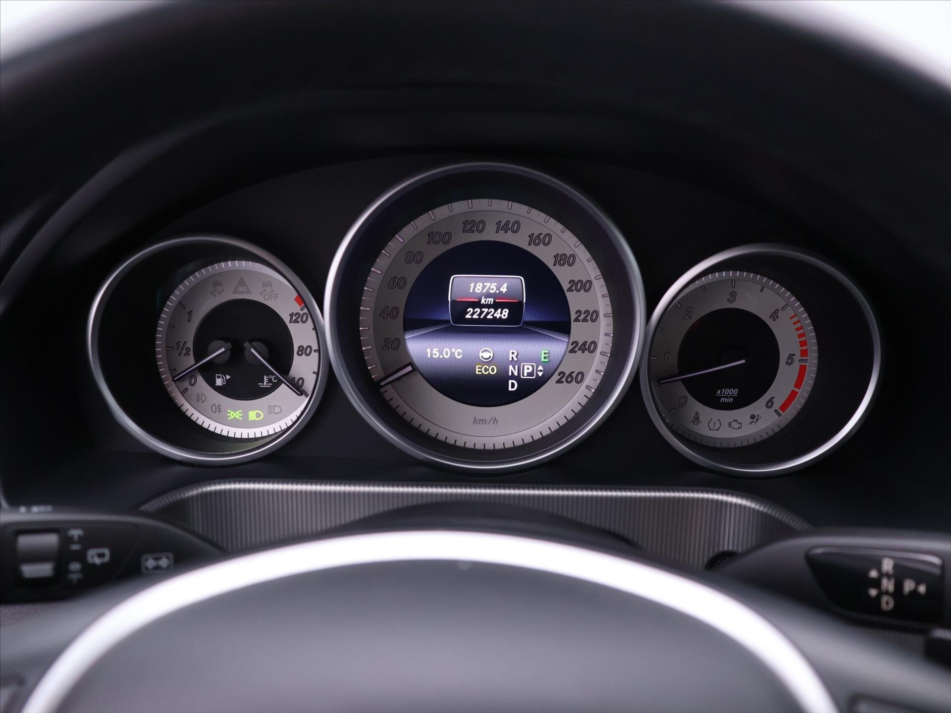 Mercedes-Benz Třídy E Kombi 3,0 l 185 kw