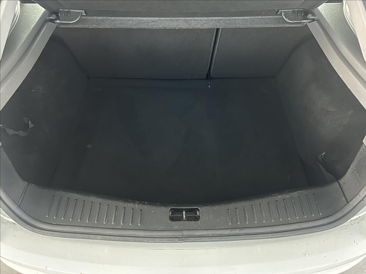 Ford Focus Hatchback 1,6 l 74 kw