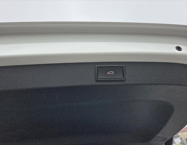 Škoda Karoq SUV 1,5 l 110 kw