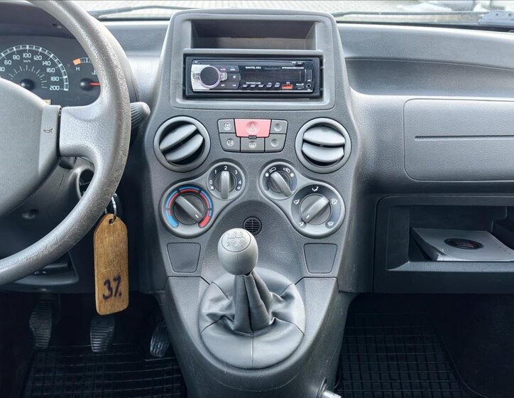 Fiat Panda Hatchback 1,1 l 40 kw