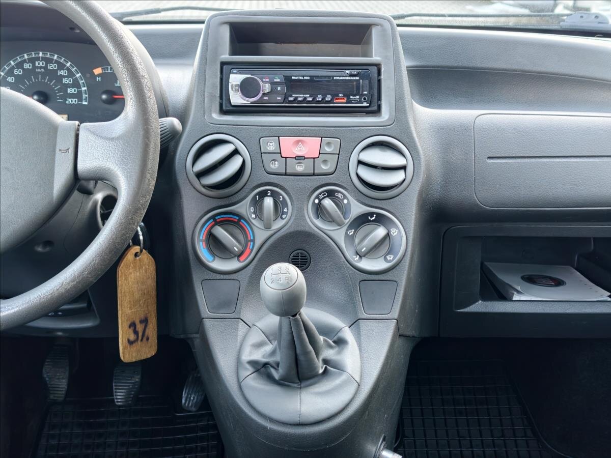 Fiat Panda Hatchback 1,1 l 40 kw