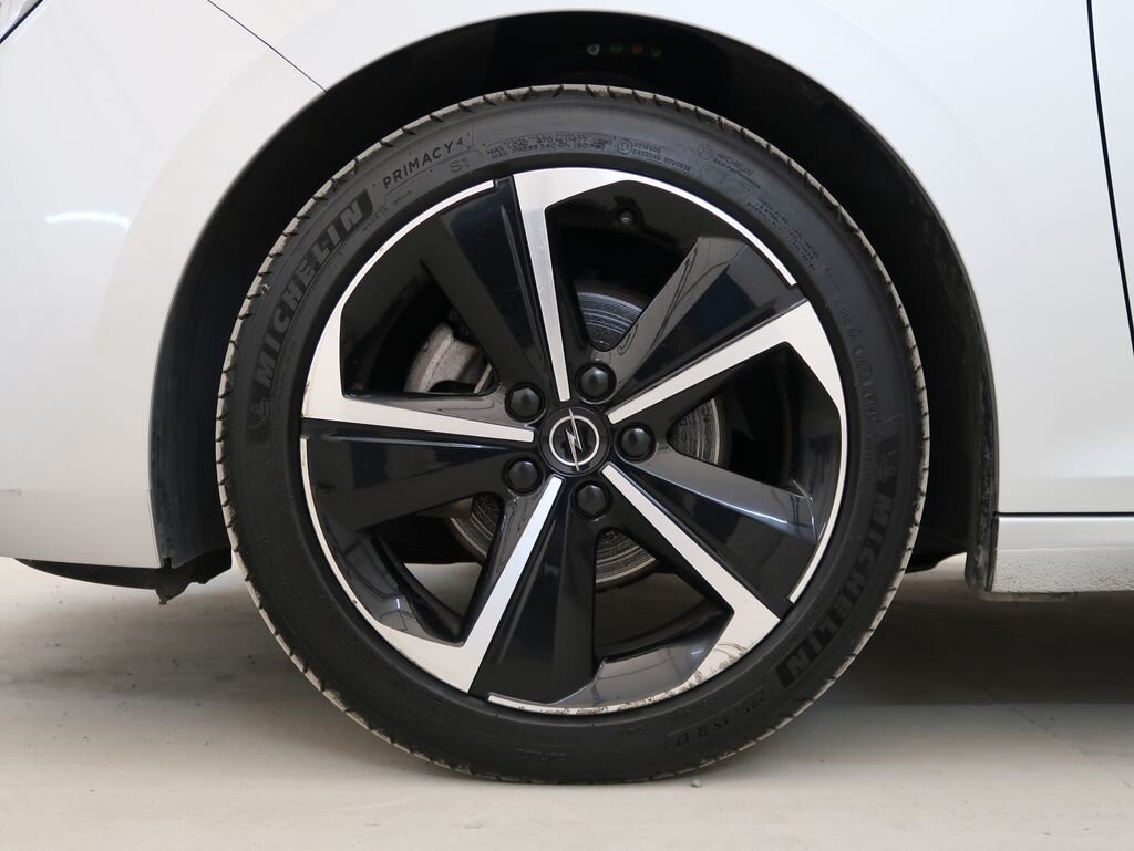 Opel Astra Hatchback 1,2 l 96 kw