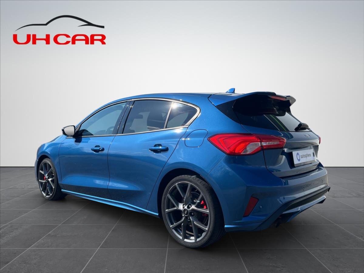 Ford Focus Hatchback 2,3 l 206 kw