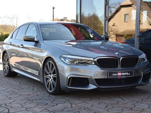 BMW Řada 5 Sedan / Limuzína 4,4 l 340 kw