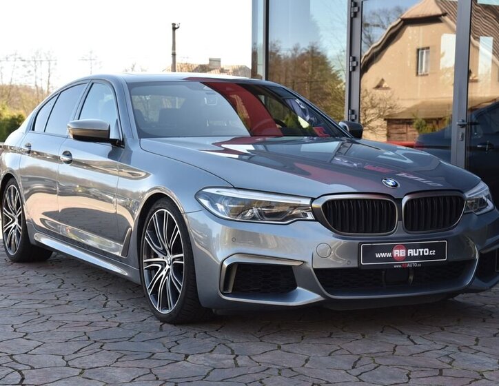 BMW Řada 5 Sedan / Limuzína 4,4 l 340 kw