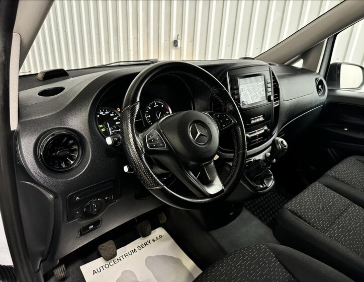 Mercedes-Benz Vito 15