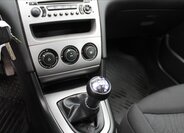 Peugeot 308 Hatchback 1,4 l 70 kw