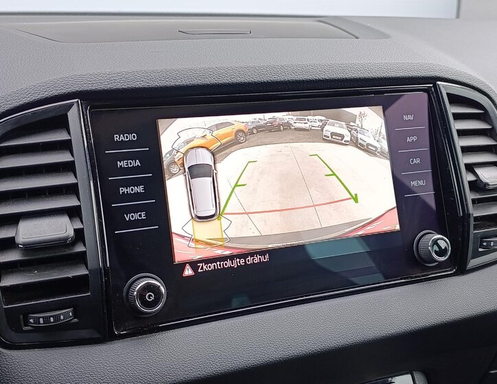 Škoda Karoq SUV / Terénní 1,5 l 110 kw