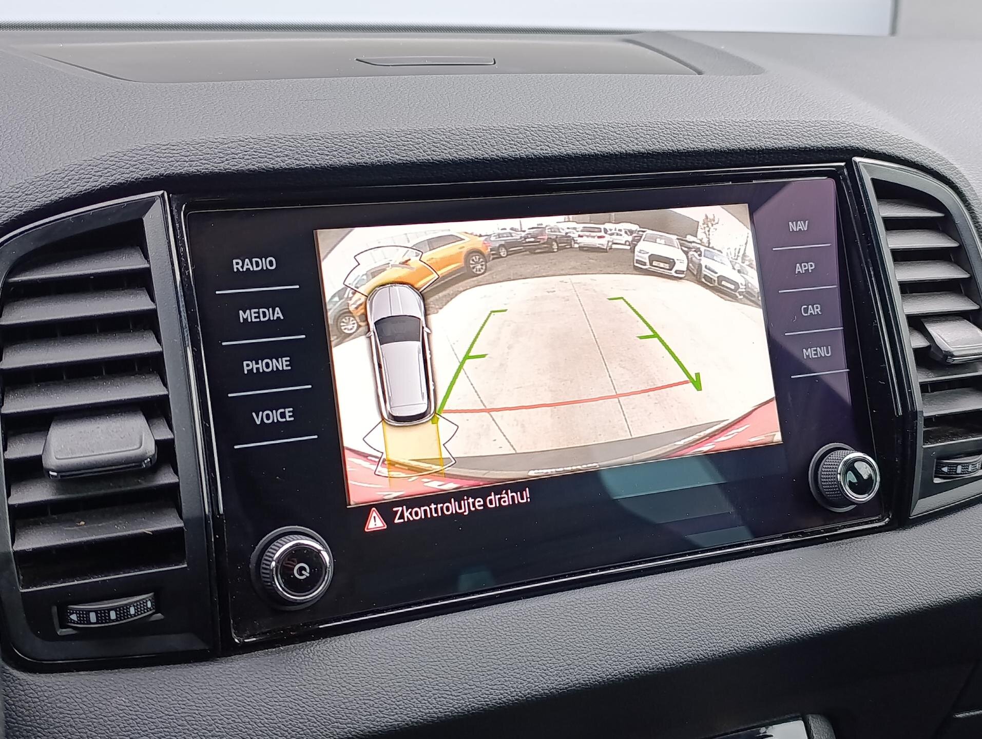 Škoda Karoq SUV / Terénní 1,5 l 110 kw