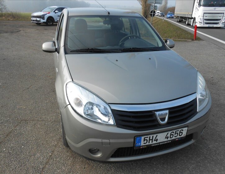 Dacia Sandero Hatchback 1,1 l 55 kw