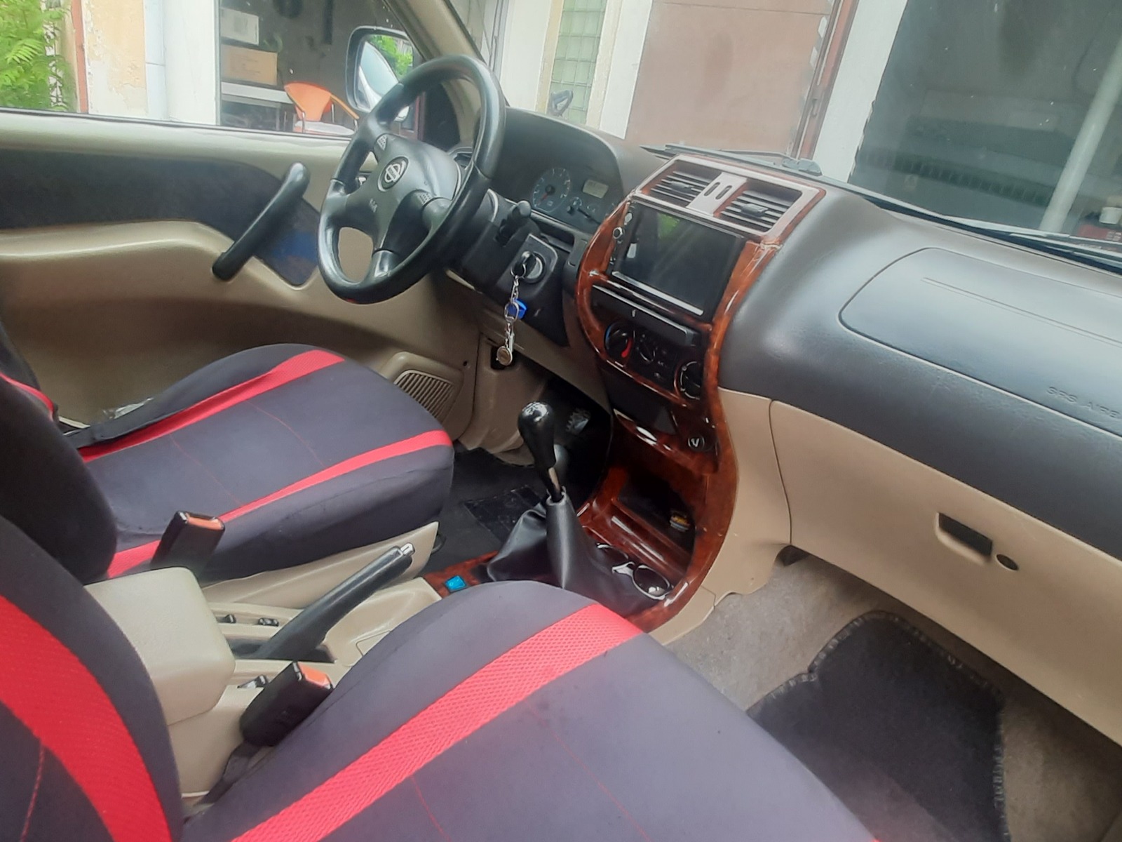 Nissan Terrano II 12