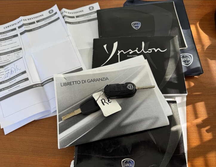 Lancia Y Hatchback 1,2 l 55 kw