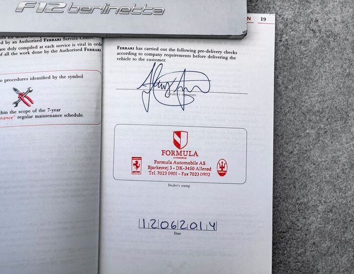 Ferrari F12 Berlinetta 36