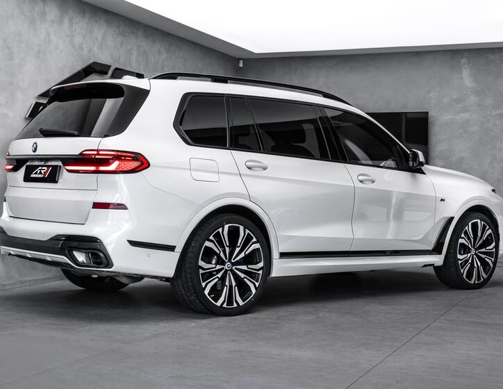 BMW X7 4