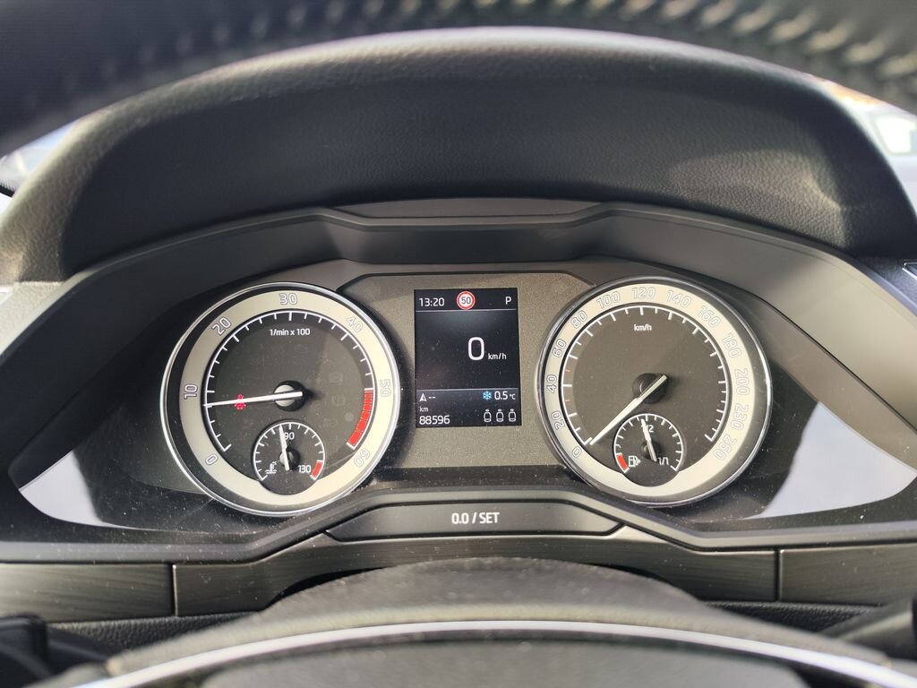 Škoda Superb Kombi 2,0 l 110 kw