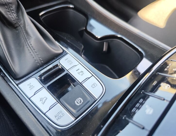 Hyundai Tucson SUV 1,6 l 100 kw