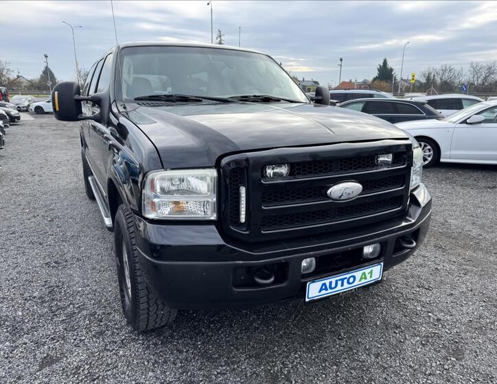 Ford Excursion 31