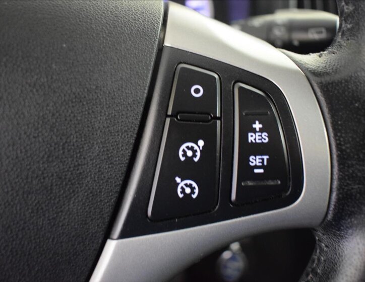 Hyundai i30 Kombi 1,6 l 92 kw