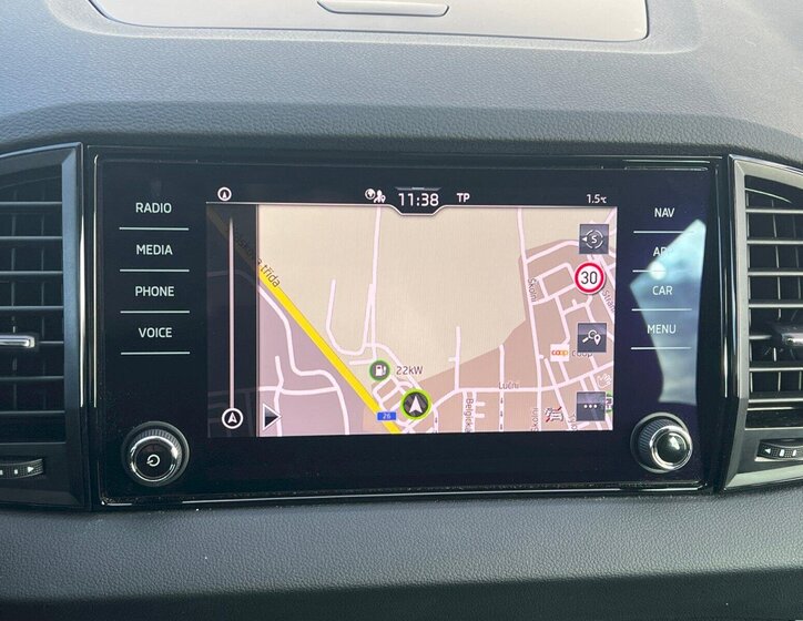 Škoda Karoq SUV 1,5 l 110 kw