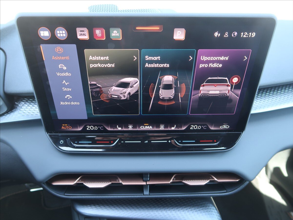 Cupra Terramar SUV / Terénní 2,0 l 195 kw