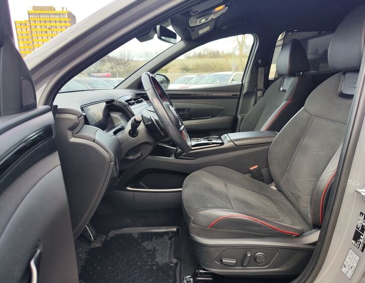 Hyundai Tucson SUV / Terénní 1,6 l 169 kw