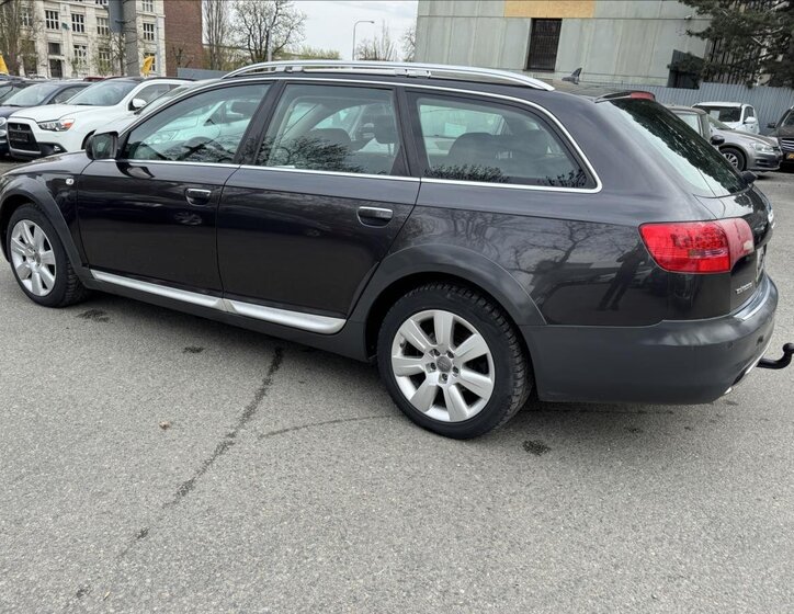 Audi A6 Allroad Kombi 3,0 l 171 kw