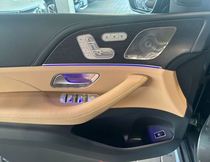 Mercedes-Benz GLE 10