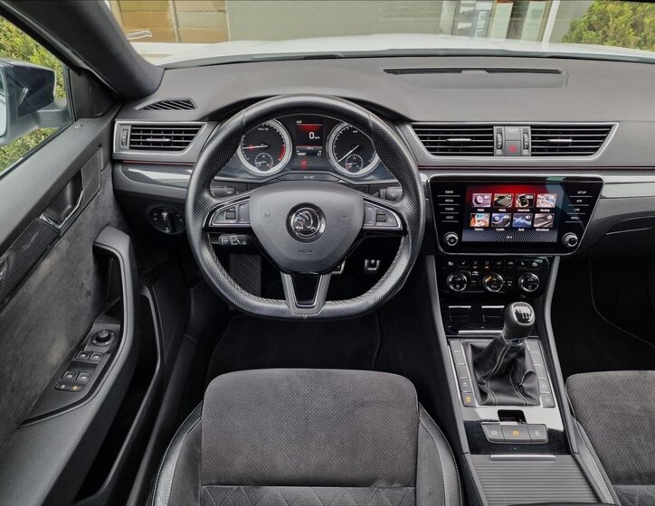 Škoda Superb Kombi 2,0 l 110 kw