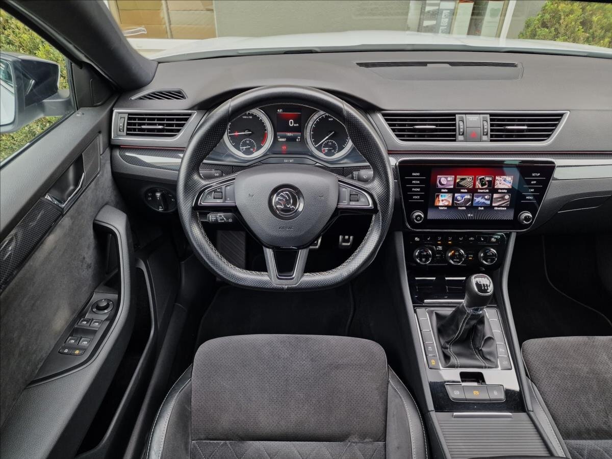 Škoda Superb Kombi 2,0 l 110 kw