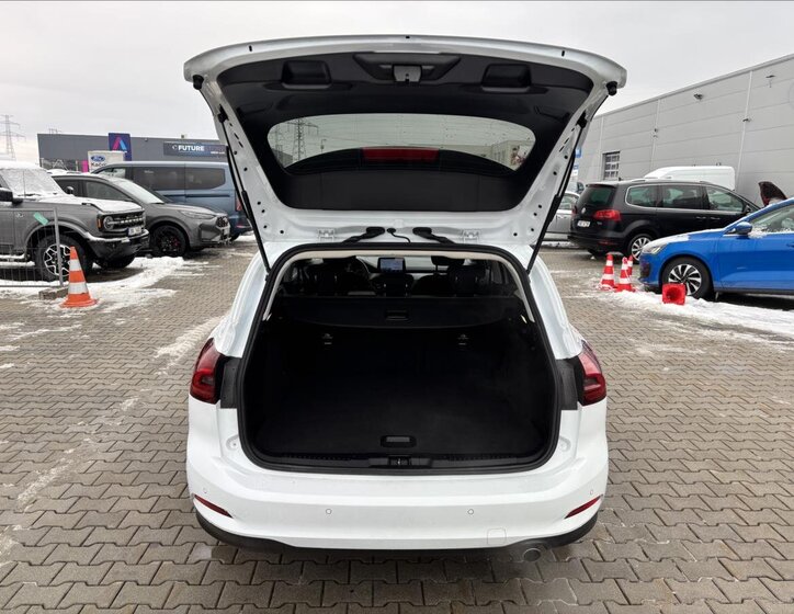 Ford Focus Kombi 1,5 l 88 kw