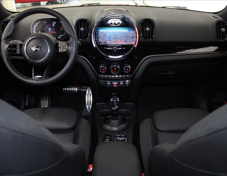 Mini Countryman SUV / Terénní 1,5 l 100 kw