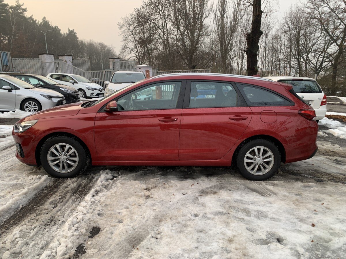 Hyundai i30 Kombi 998,0 88 kw