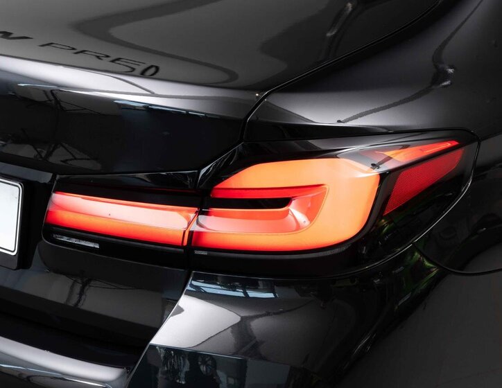 BMW Řada 5 Sedan / Limuzína 3,0 l 250 kw