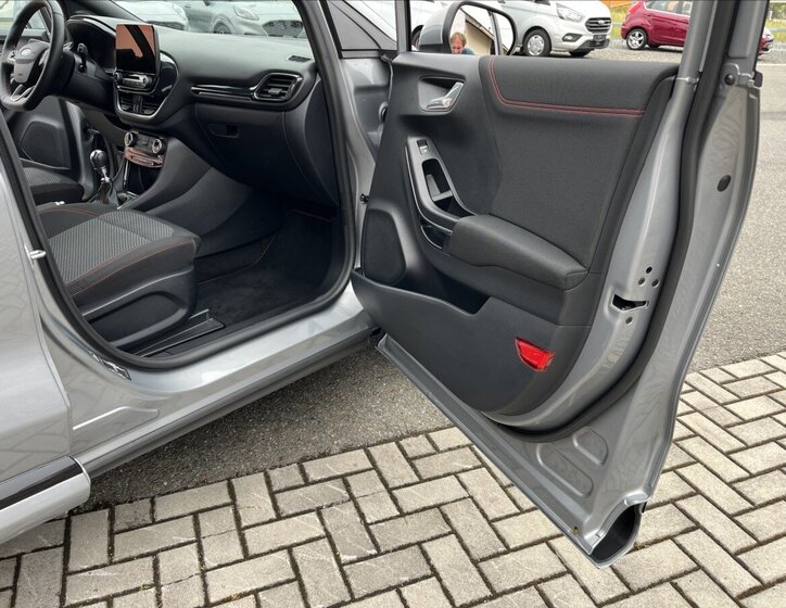 Ford Puma Hatchback 999,0 92 kw