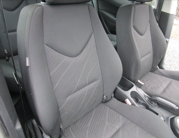 Peugeot 308 Hatchback 1,6 l 66 kw