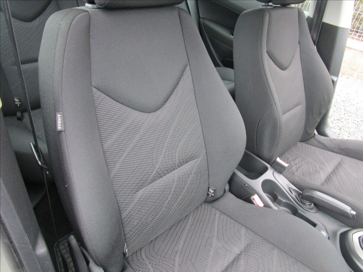 Peugeot 308 Hatchback 1,6 l 66 kw