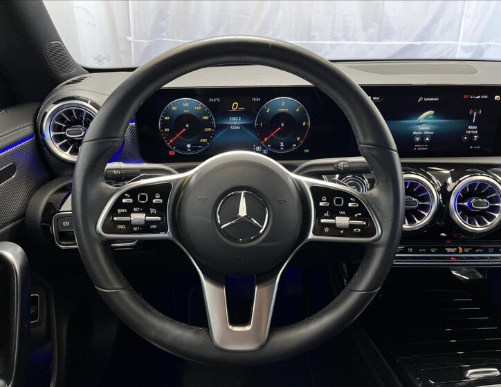 Mercedes-Benz CLA 10