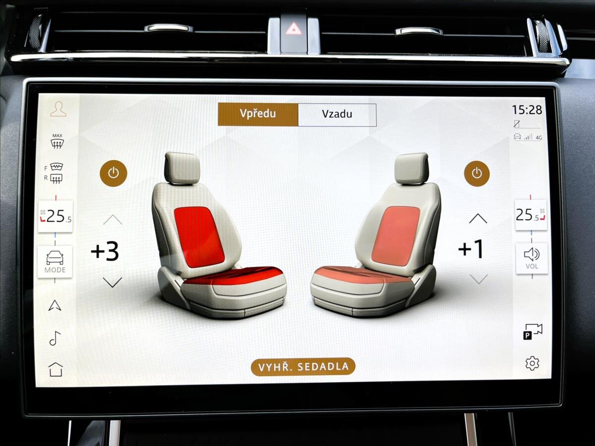 Land Rover Range Rover Velar SUV / Terénní 2,0 l 150 kw