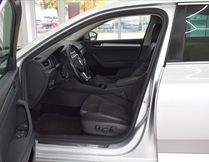 Škoda Superb Sedan 2,0 l 110 kw