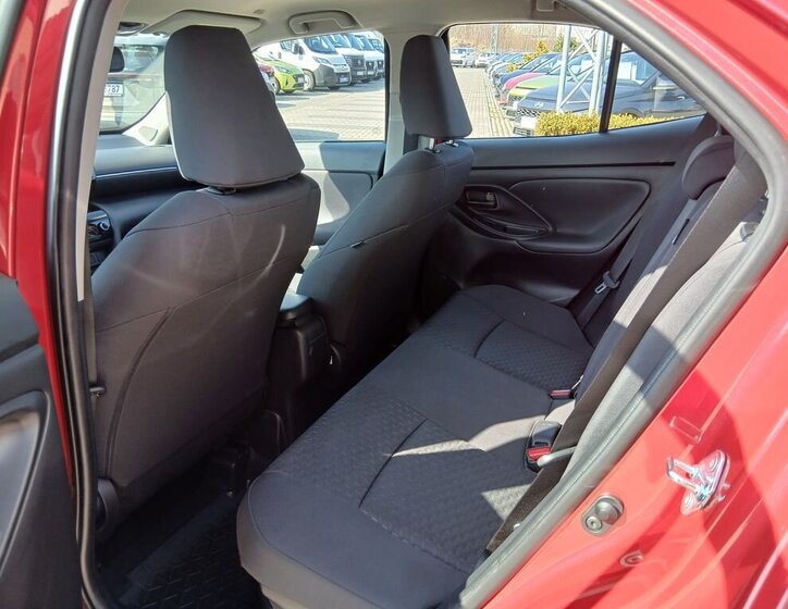 Toyota Yaris Cross SUV / Terénní 1,5 l 68 kw