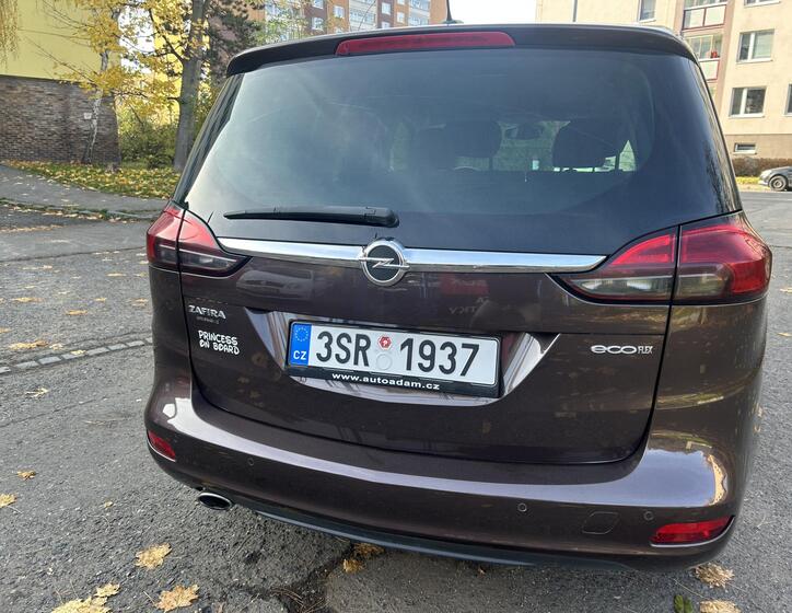 Opel Zafira 20