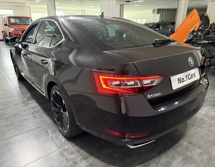 Škoda Superb 4